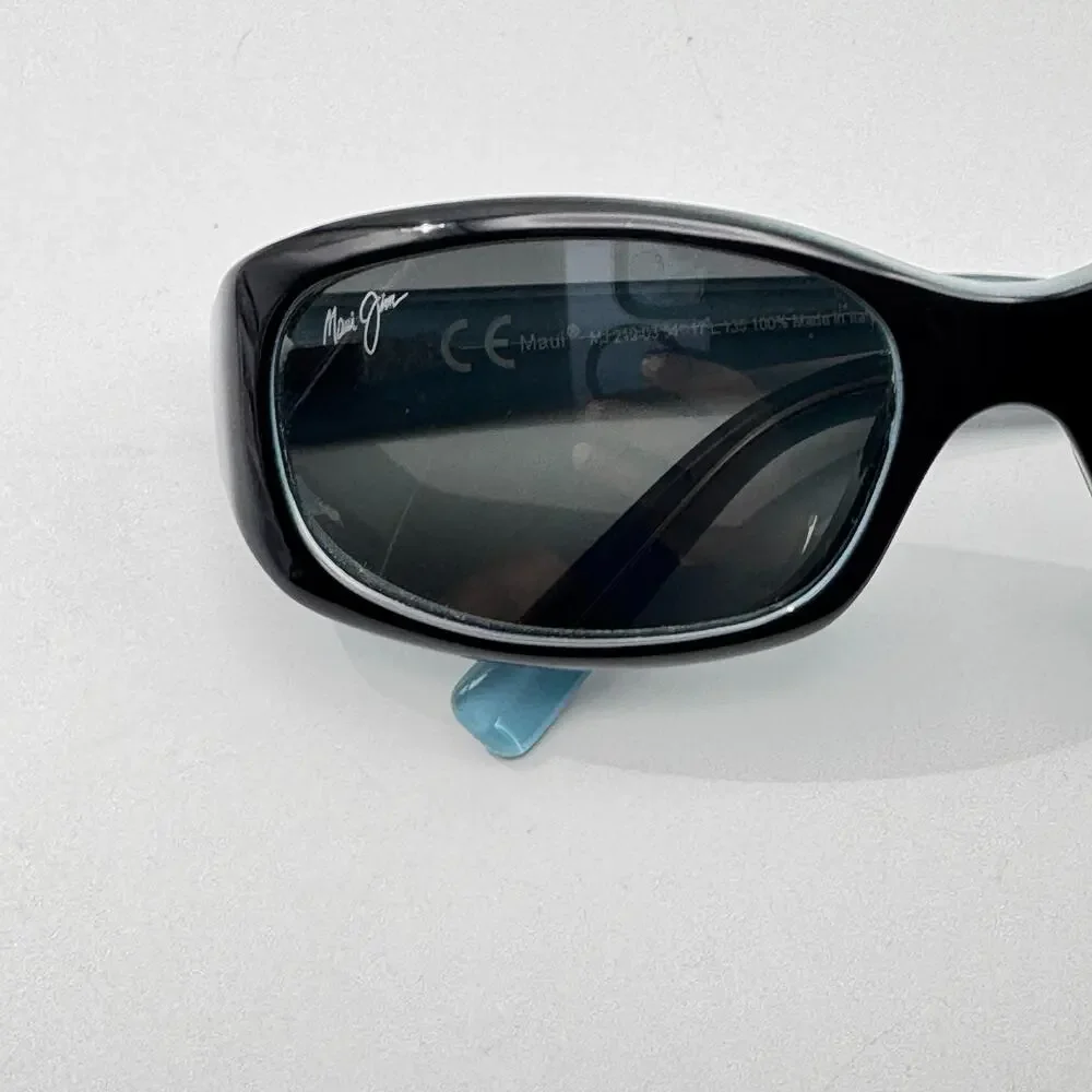 Maui Jim Sunglasses Punchbowl MJ219 03 Black Blue Frame Gray Polarized Glass